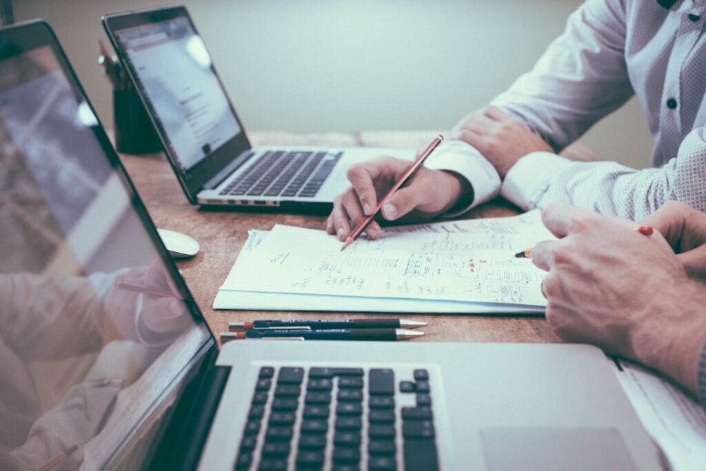 Photo Financial documents