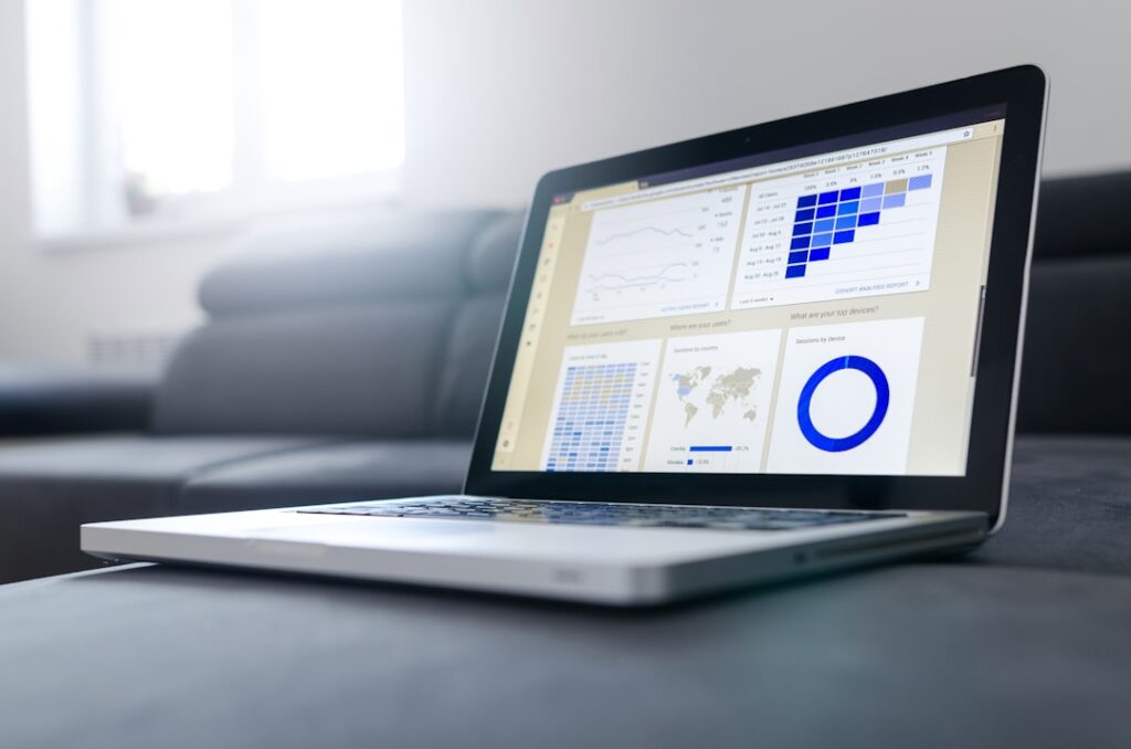 Photo Financial report